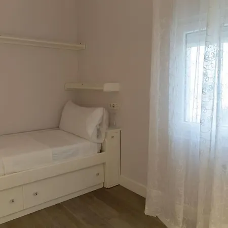 La Caleta Appartement *